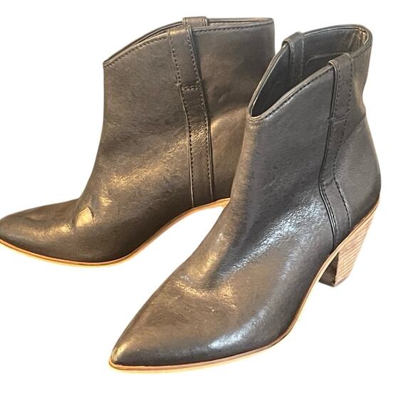 Frye  & Co Maley Black Slip On Booties Boots, Casual,  Western, Cowgirl,  8 - Picture 1 of 7